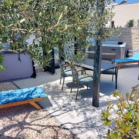 Appartamento La Perla Jacuzzi Murter Esterno foto