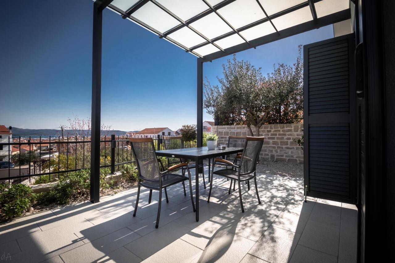 Appartamento La Perla Jacuzzi Murter Esterno foto